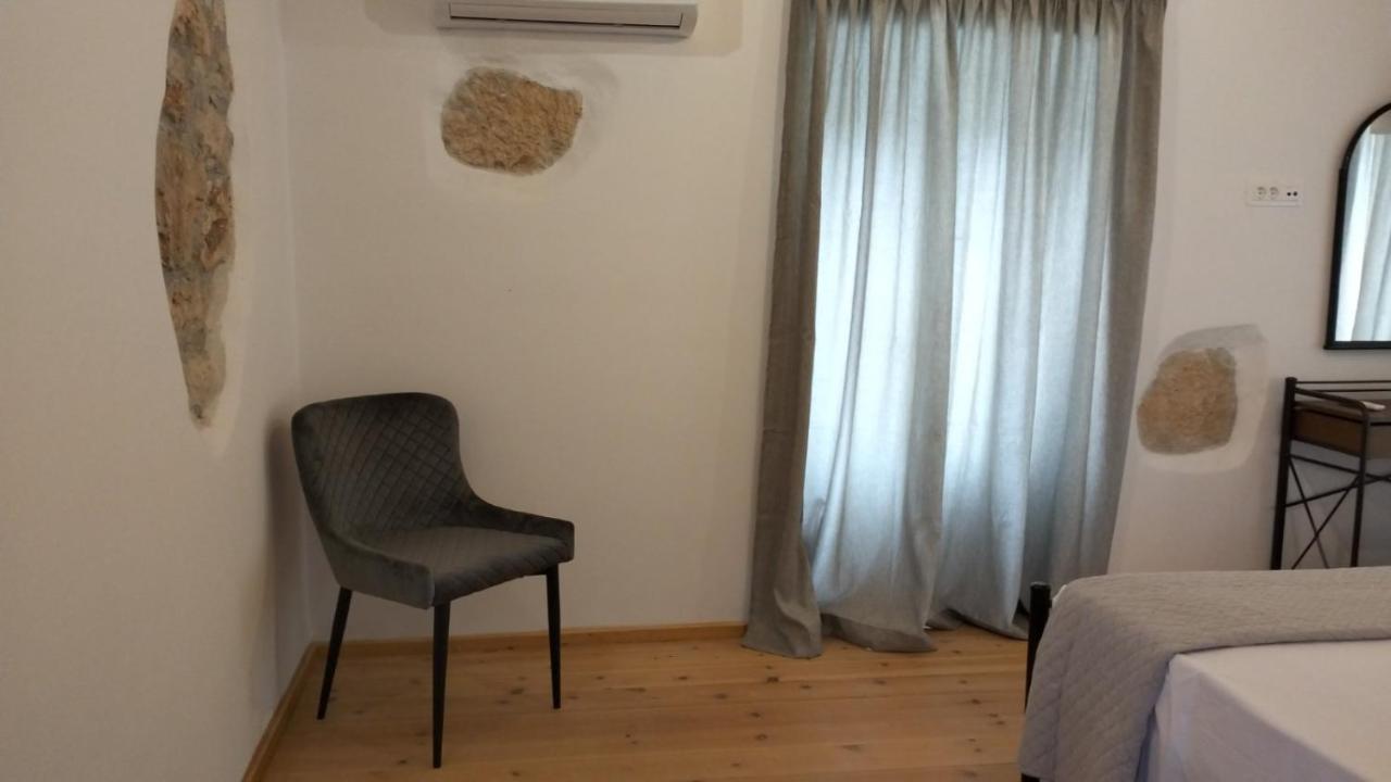 Вілла Vikou House Gyri Екстер'єр фото